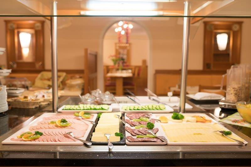 Thermenclubhotel "All In" باد فسينغ المظهر الخارجي الصورة